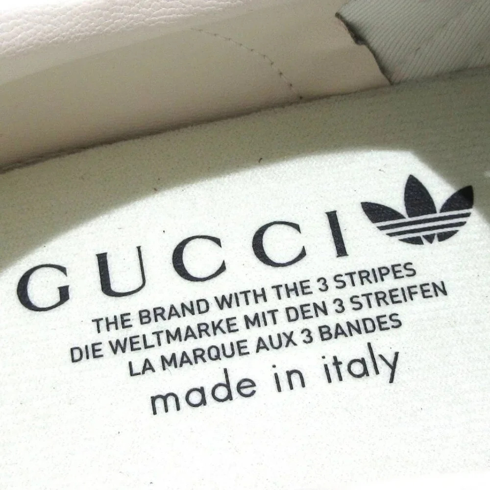 GUCCI GAZELLE 707848 Red White Velour Leather - Men's Sneakers 728-042325